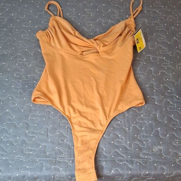 ASTR Orange Bodysuit size small new - Picture 1 of 4